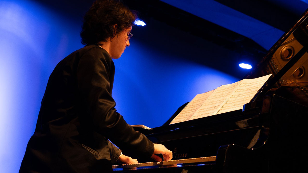 Nazareno Huntter llega al Teatro de Prosa