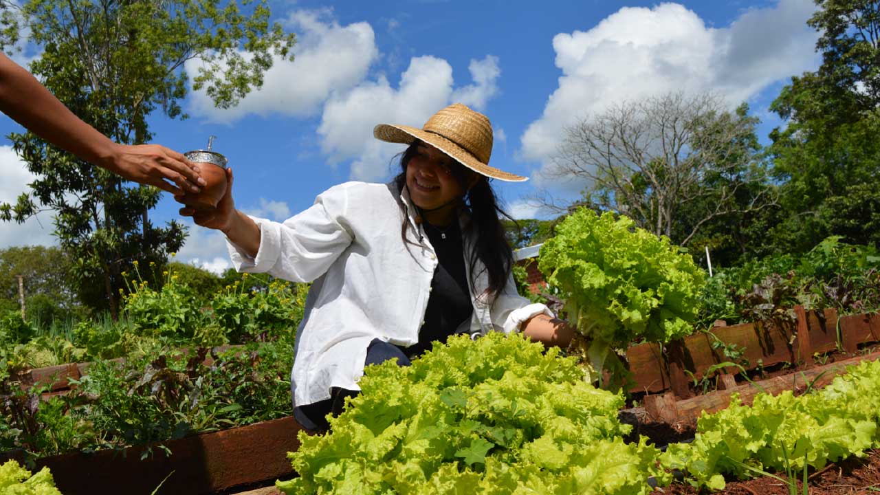 El Parque inaugura la muestra «Mujer Rural Misionera»: la imagen como testimonio del trabajo en el campo