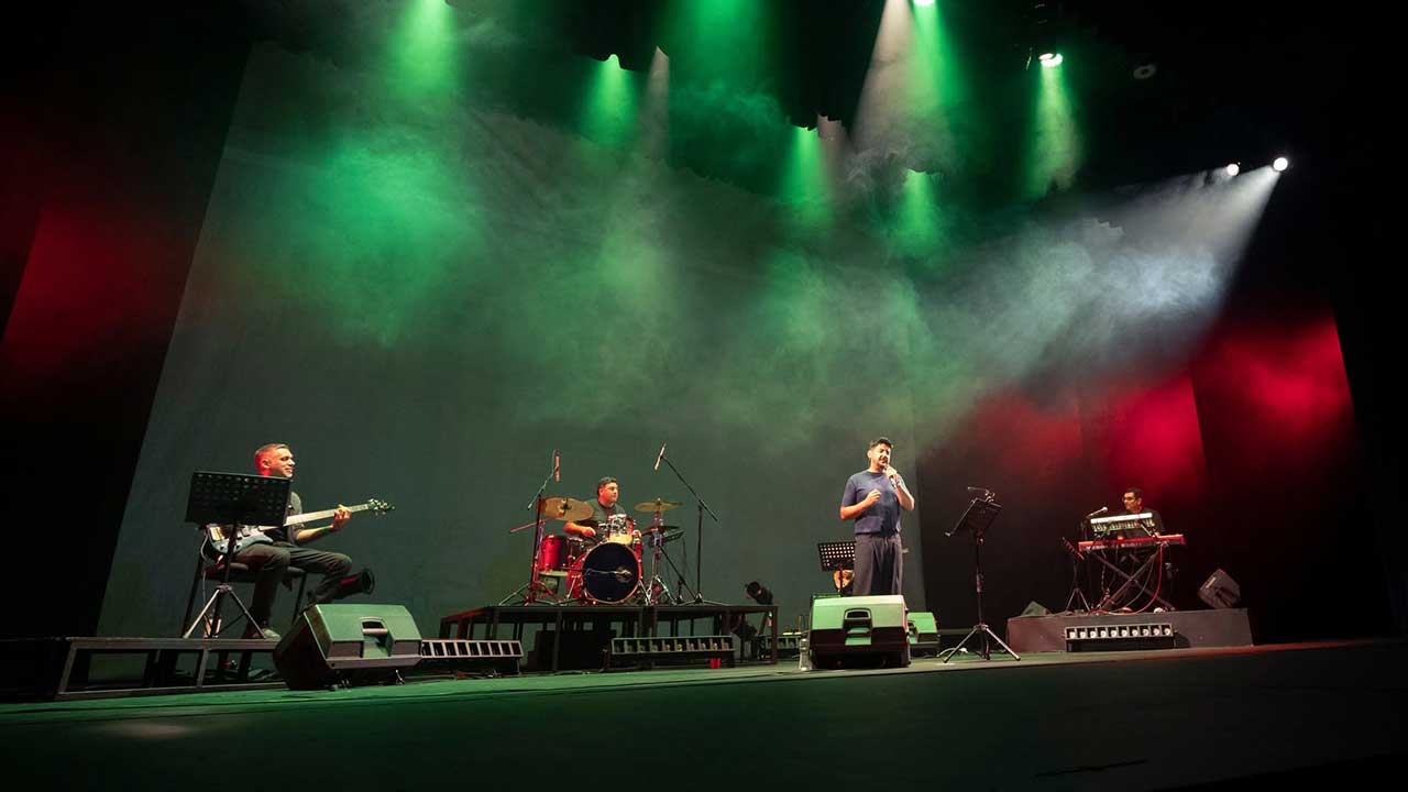 Spinetta vuelve a sonar en Jardín América imagen-6